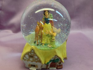 Snow White Snow White
